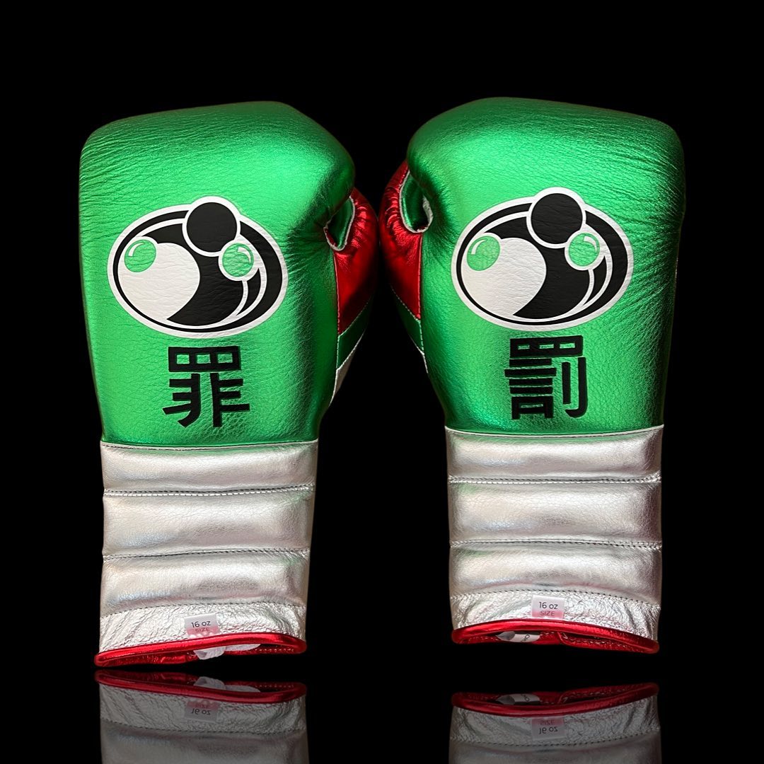 Grant Boxing Gloves Green/Red/Silver Heavy Bag