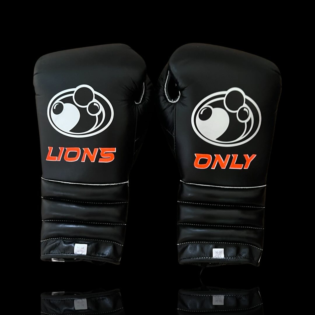 Grant Boxing Gloves Black/Orange Leather