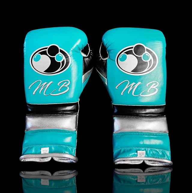 Grant Boxing Gloves Sky-Blue/Black/Silver Lace-Up