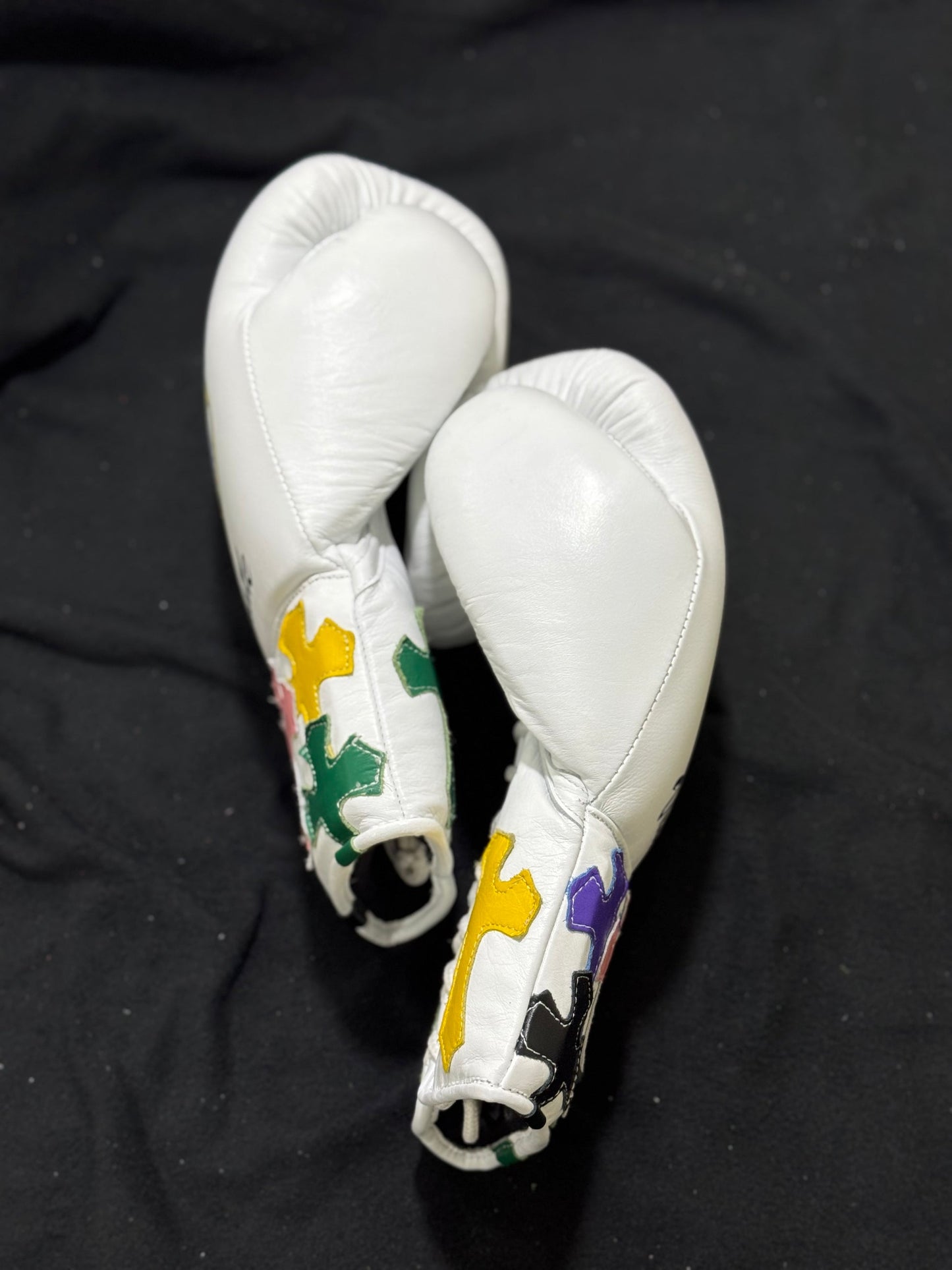 Winning Boxing Gloves White Fitness Boxing