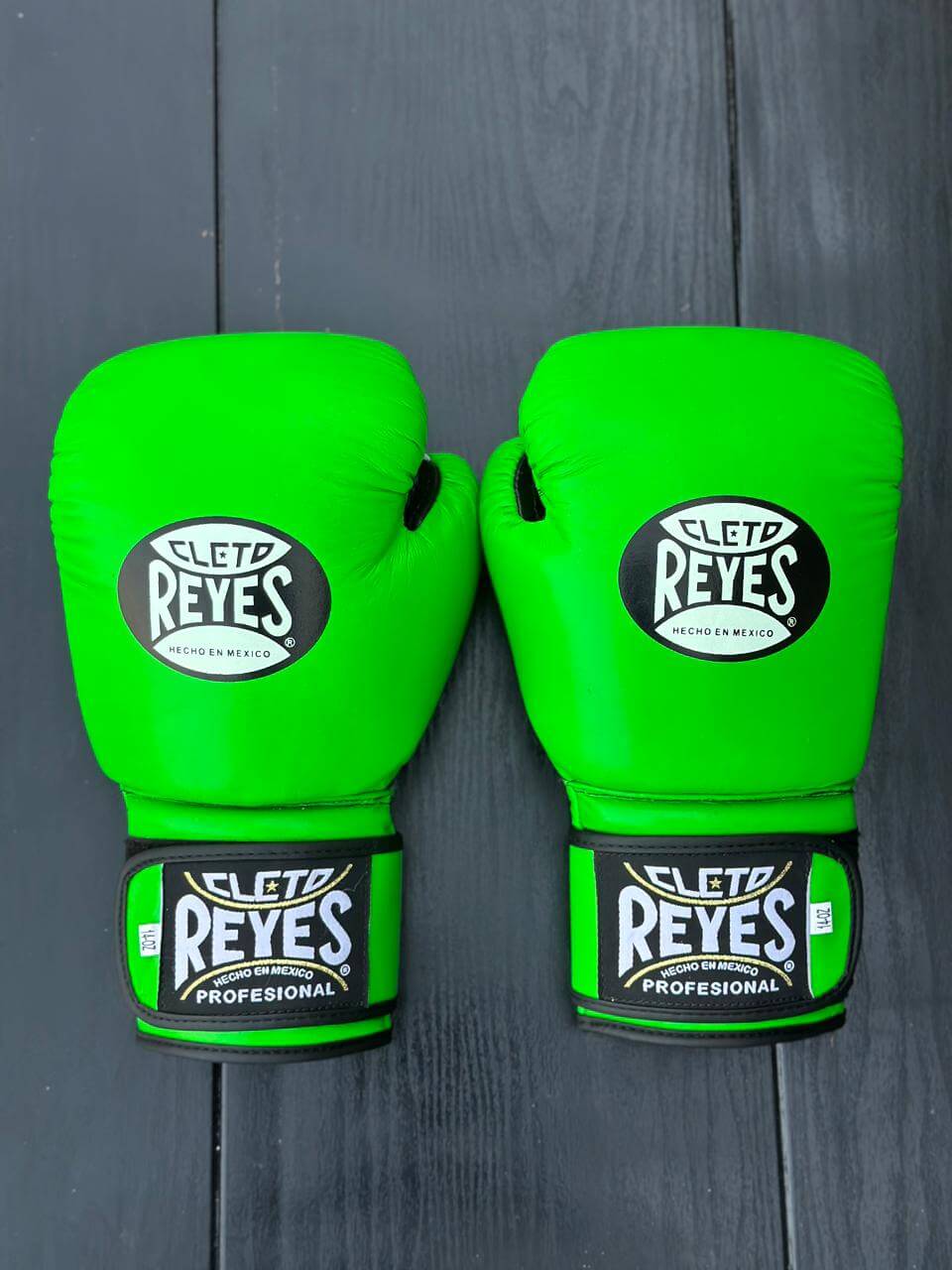 Cleto Reyes Boxing Gloves Green/Black Heavy Bag