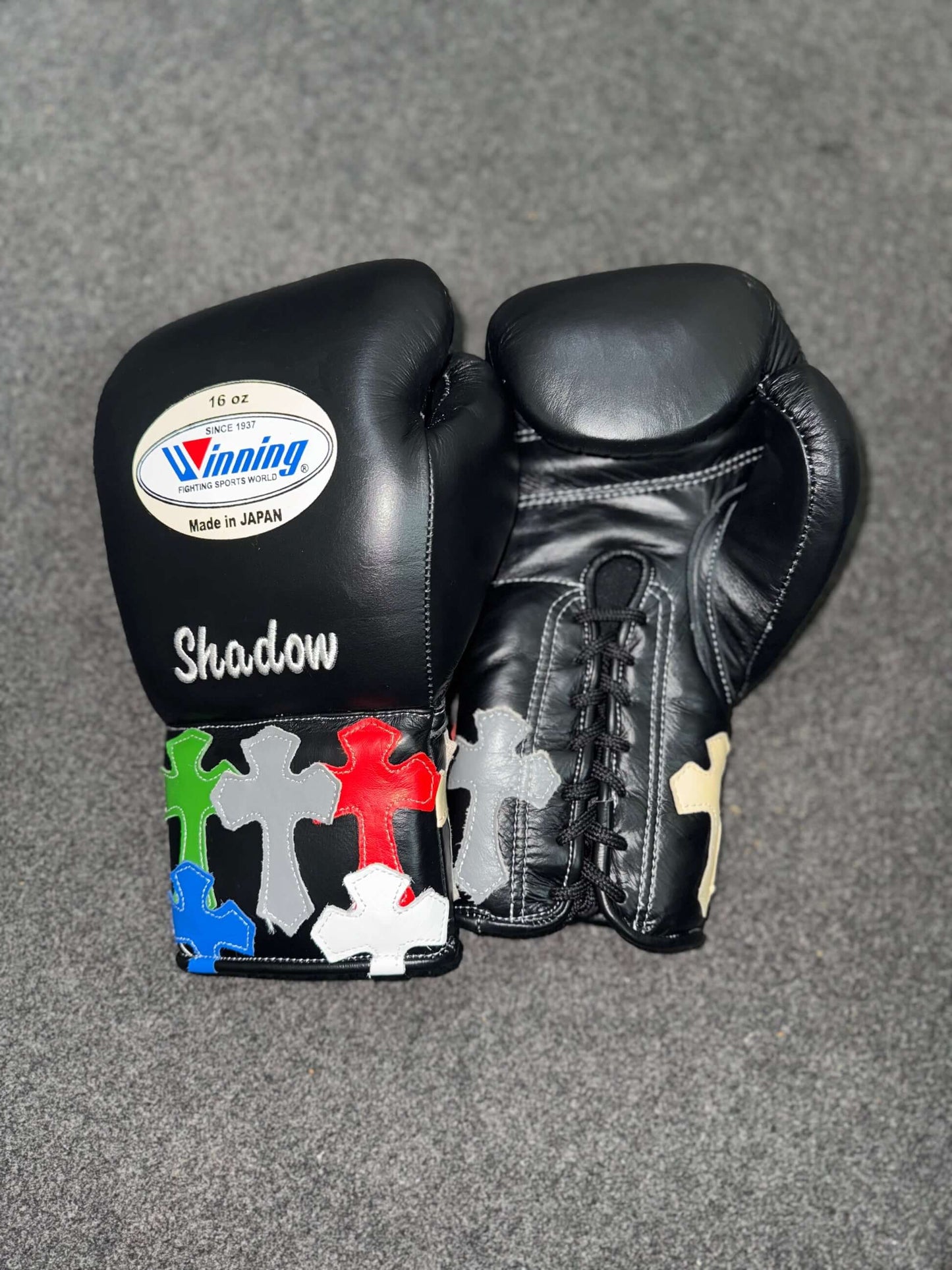 Winning Boxing Gloves Black Training