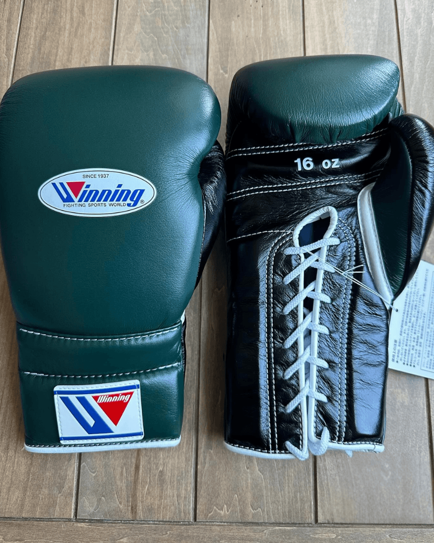 Winning Boxing Gloves Green/Black Lace-Up