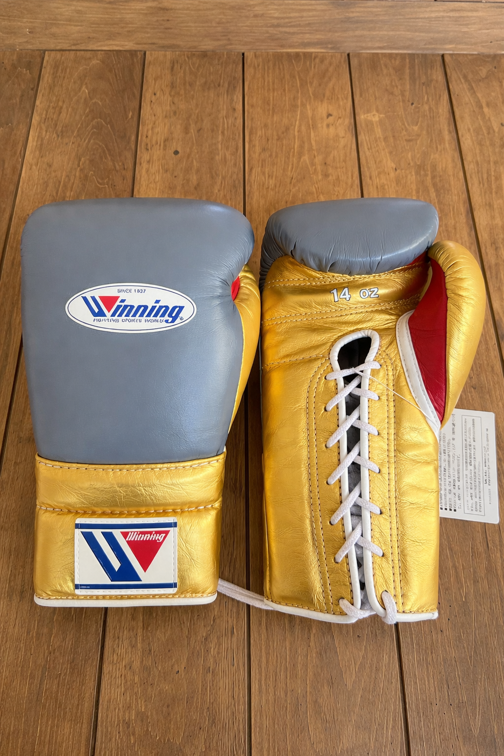 Winning Boxing Gloves Grey/Gold/Red Lace-Up 16oz