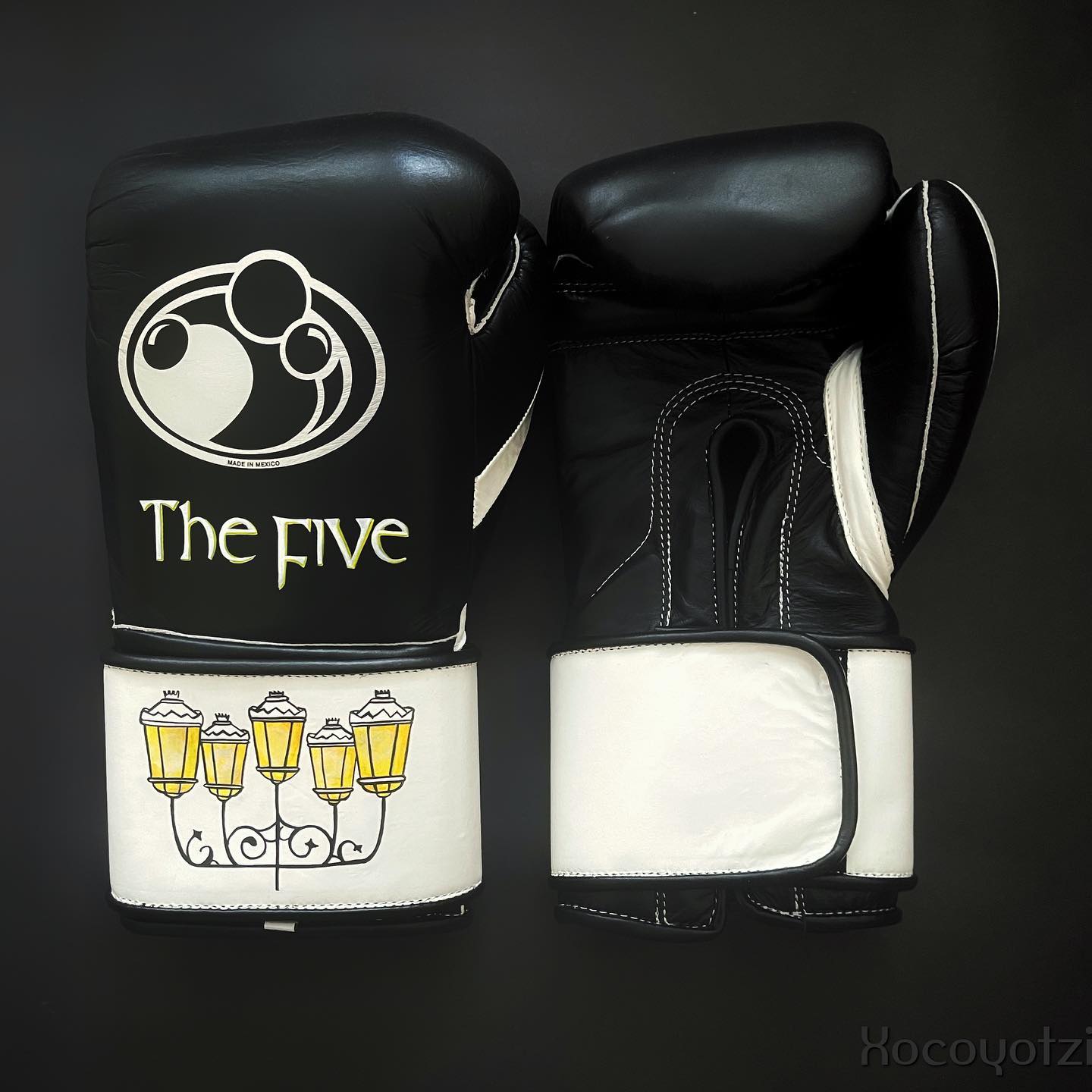 Grant Boxing Gloves Black/White Sparring