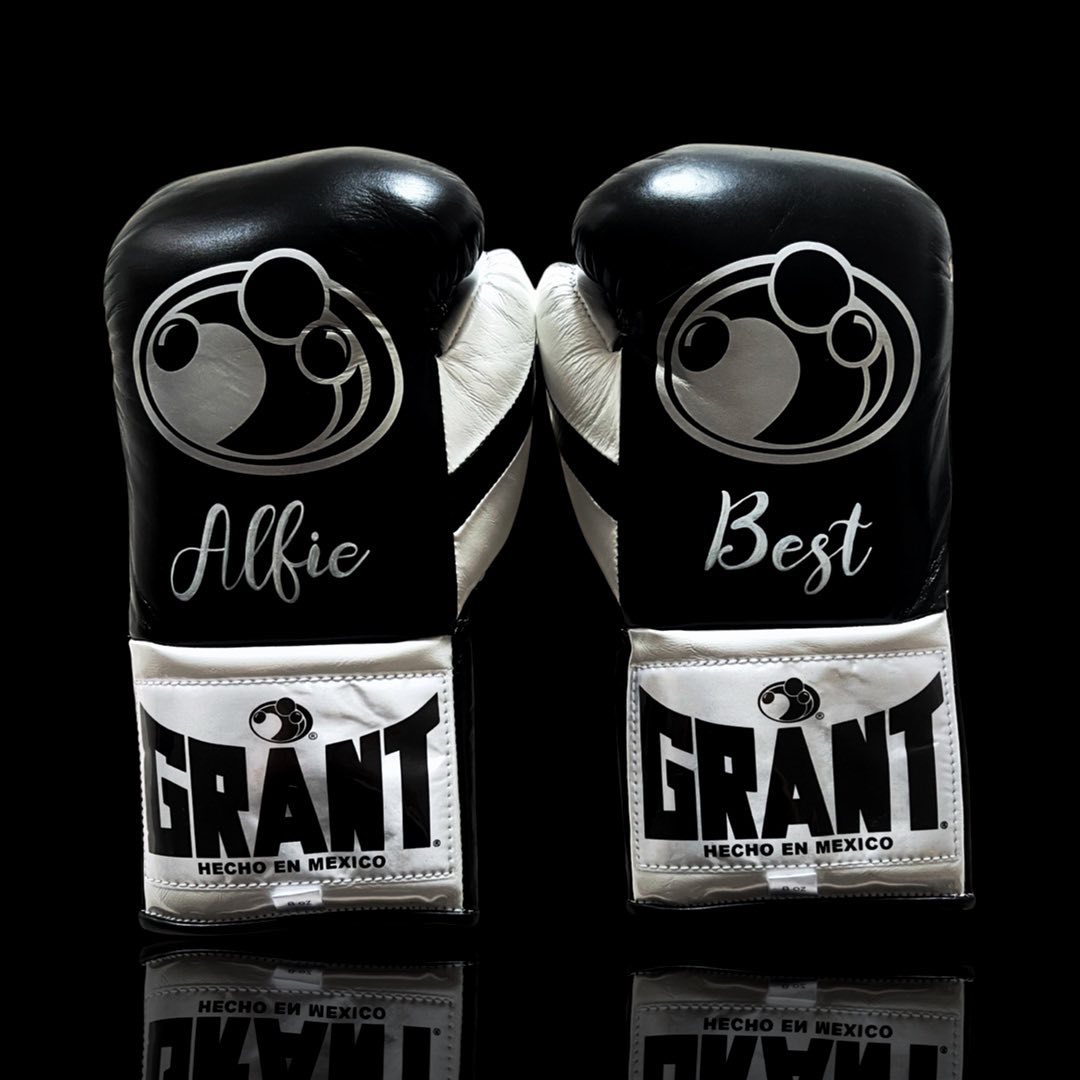 Grant Boxing Gloves Black/White/Silver Fitness Boxing
