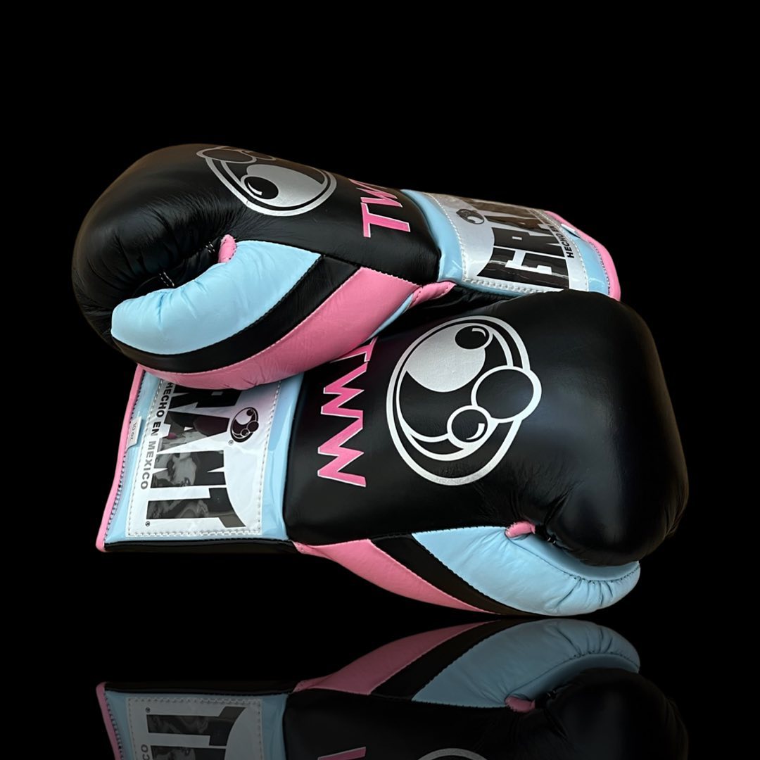 Grant Boxing Gloves Black/Blue/Pink Customizable