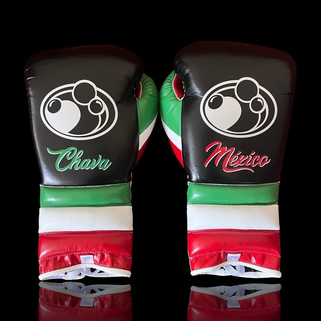 Grant Boxing Gloves Black/Red/Green/White Sparring