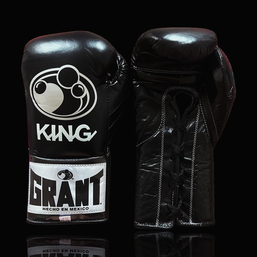 Grant Boxing Gloves Black Fight Gear