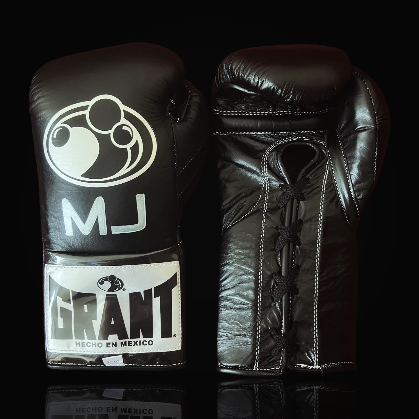 Grant Boxing Gloves Black/Silver Fitness Boxing