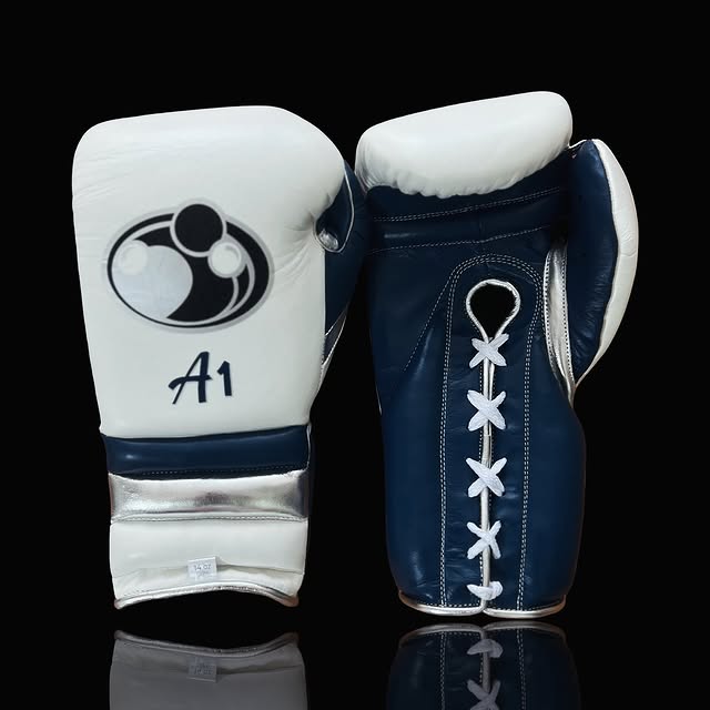 Grant Boxing Gloves White/Blue/Silver Lace-Up