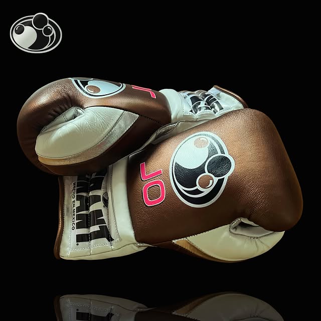 Grant Boxing Gloves Brown/White Heavy Bag