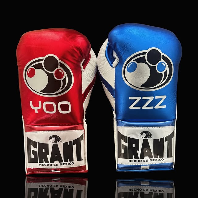 Grant Boxing Gloves Red/Blue/White Competition