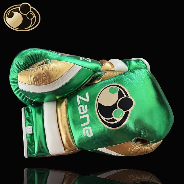 Grant Boxing Gloves Green/Gold/White Competition