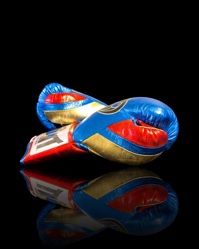 Grant Boxing Gloves Blue/Gold/Red Heavy Bag
