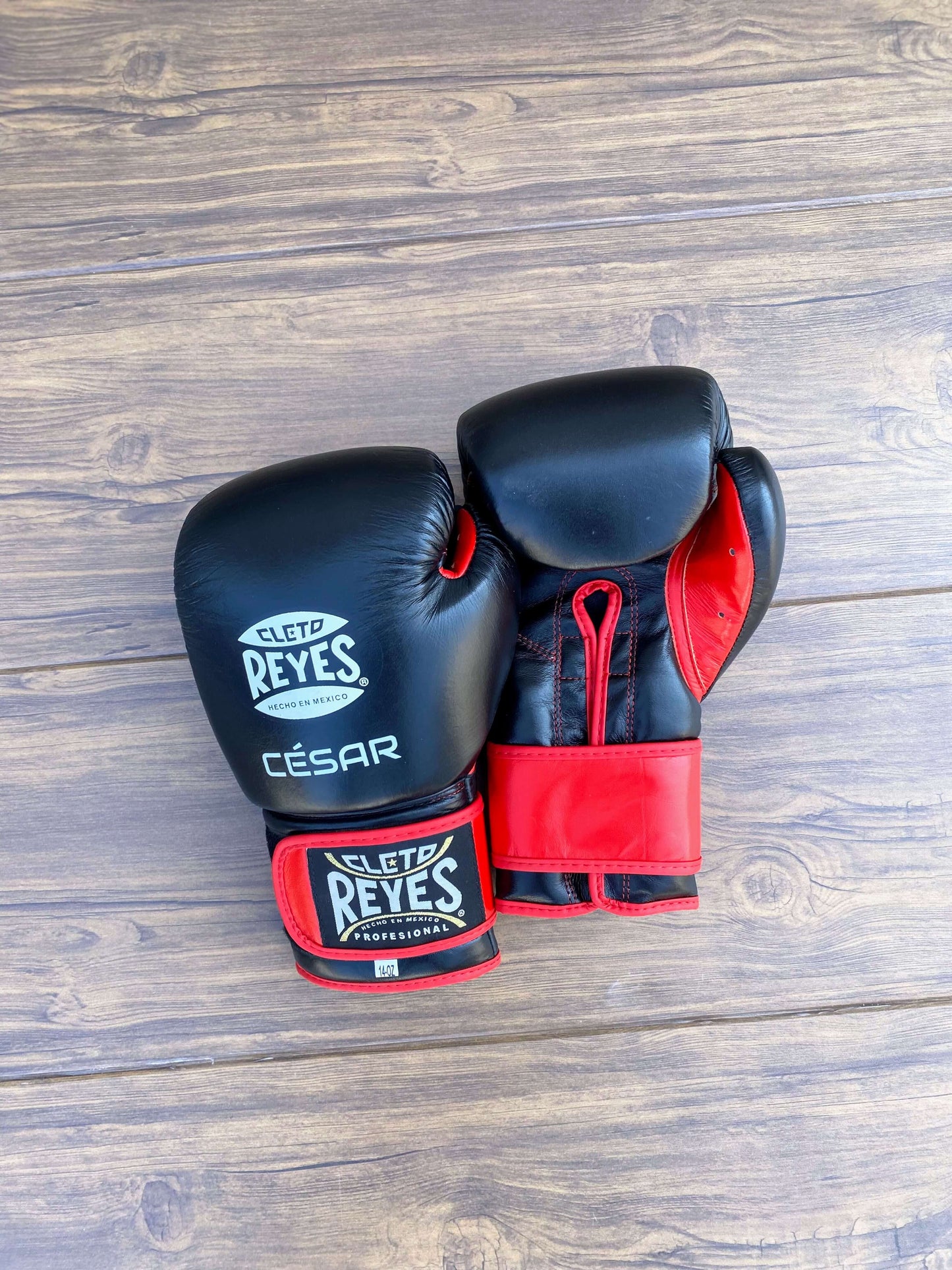 Cleto Reyes Boxing Gloves Black/Red Training