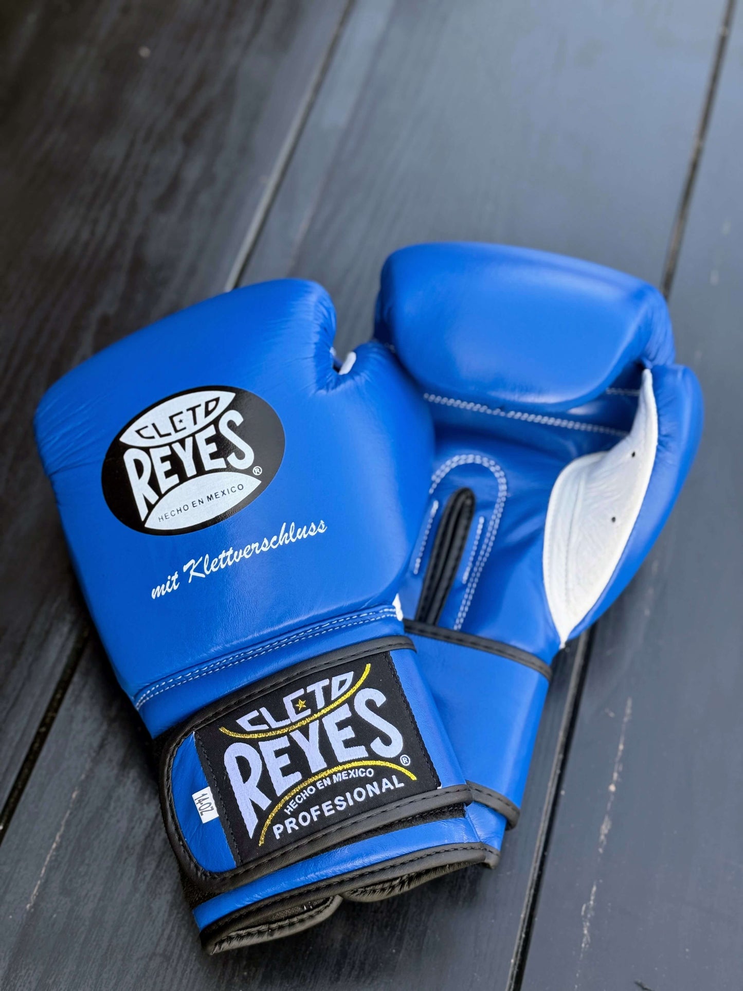 Cleto Reyes Boxing Gloves Blue/White Velcro