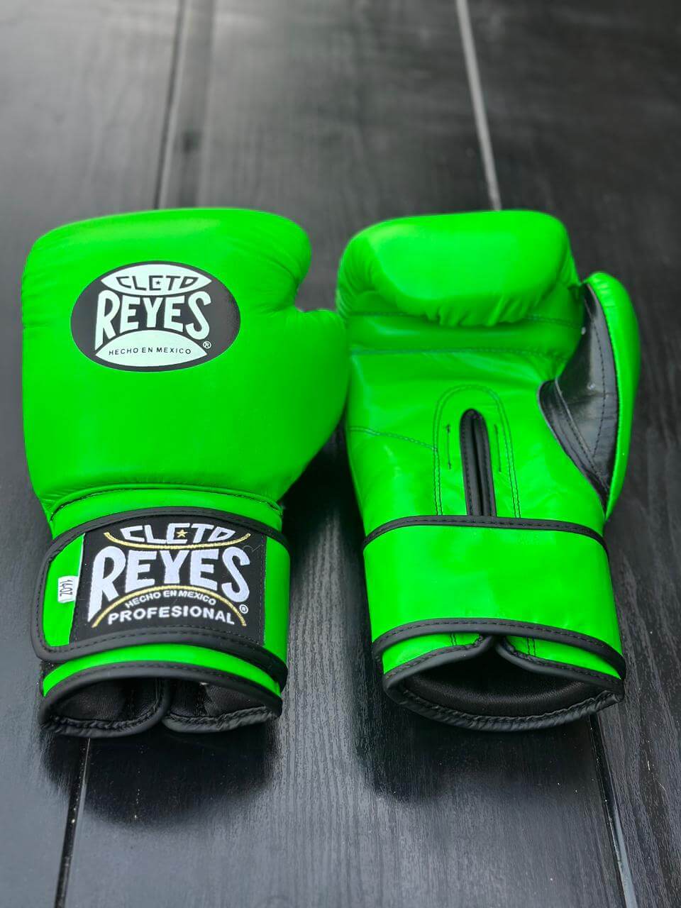 Cleto Reyes Boxing Gloves Green/Black Heavy Bag