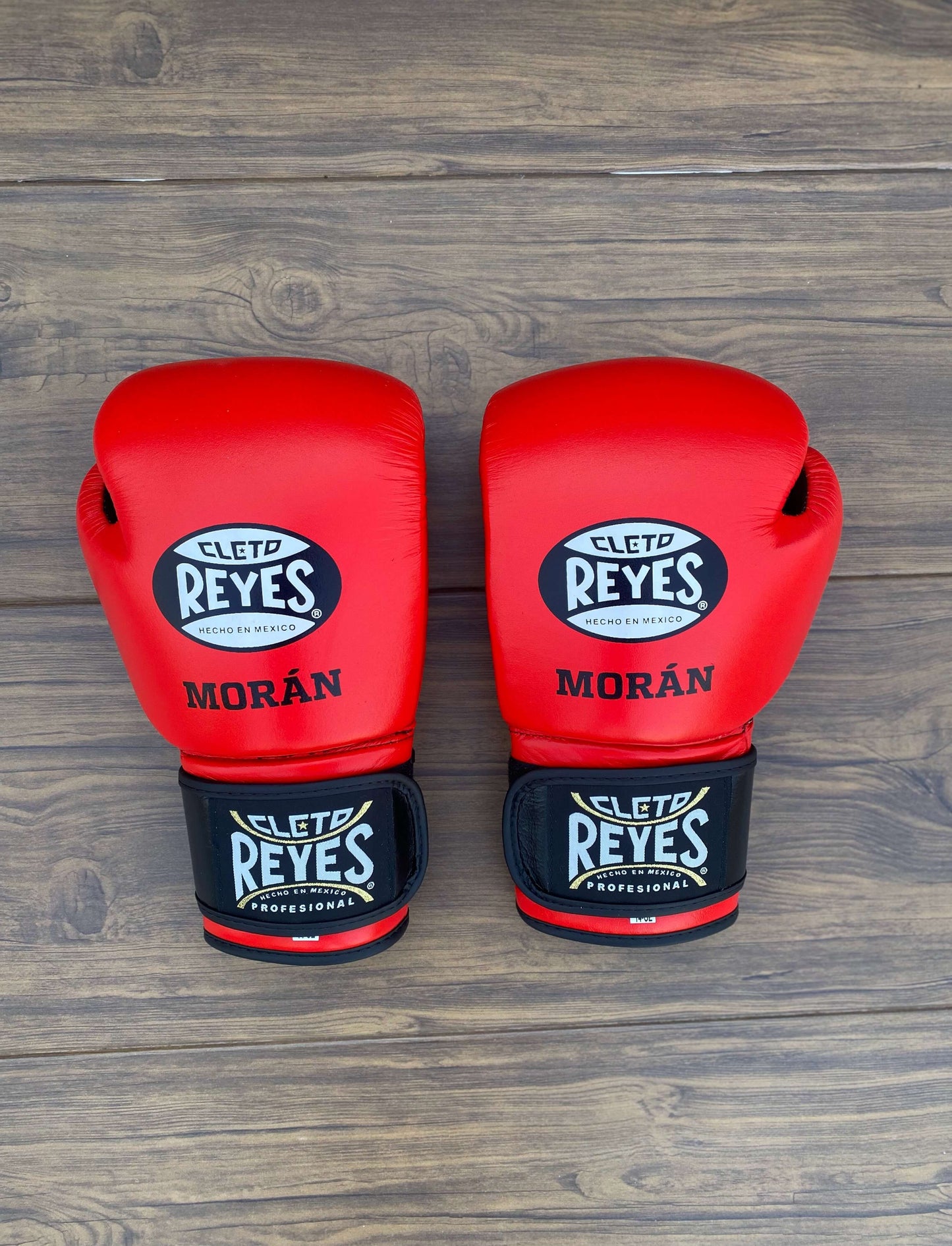 Cleto Reyes Boxing Gloves Red/Black Heavy Bag
