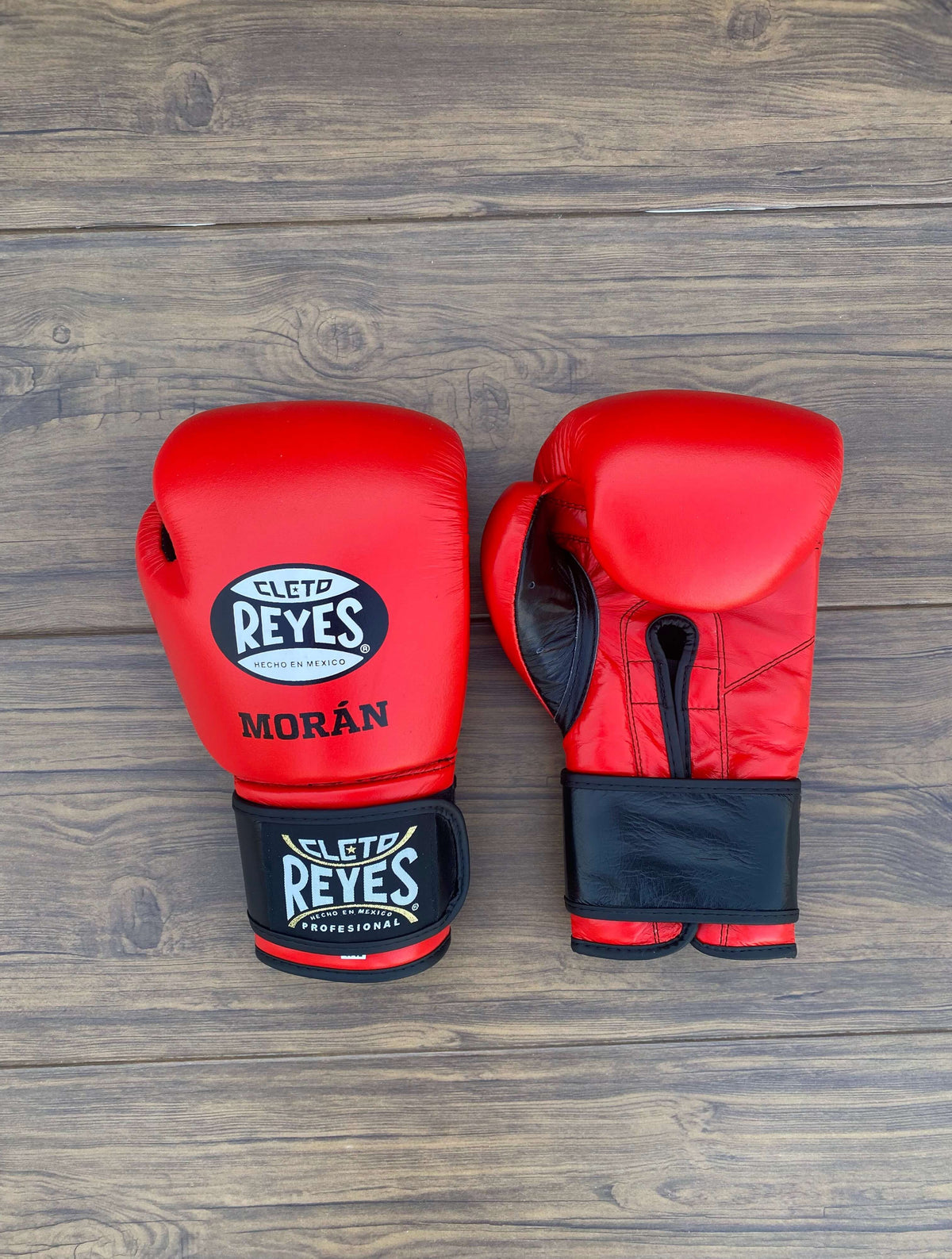 Cleto Reyes Boxing Gloves Red/Black Heavy Bag