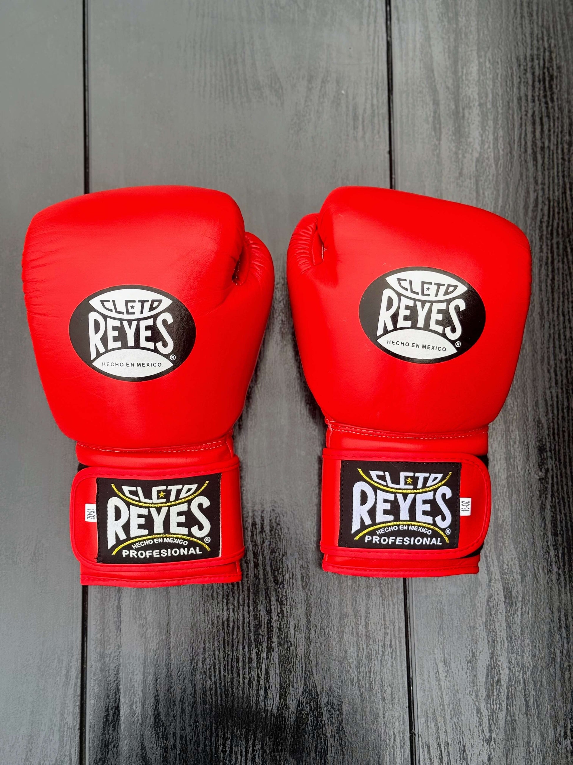 Cleto Reyes Boxing Gloves Red Leather