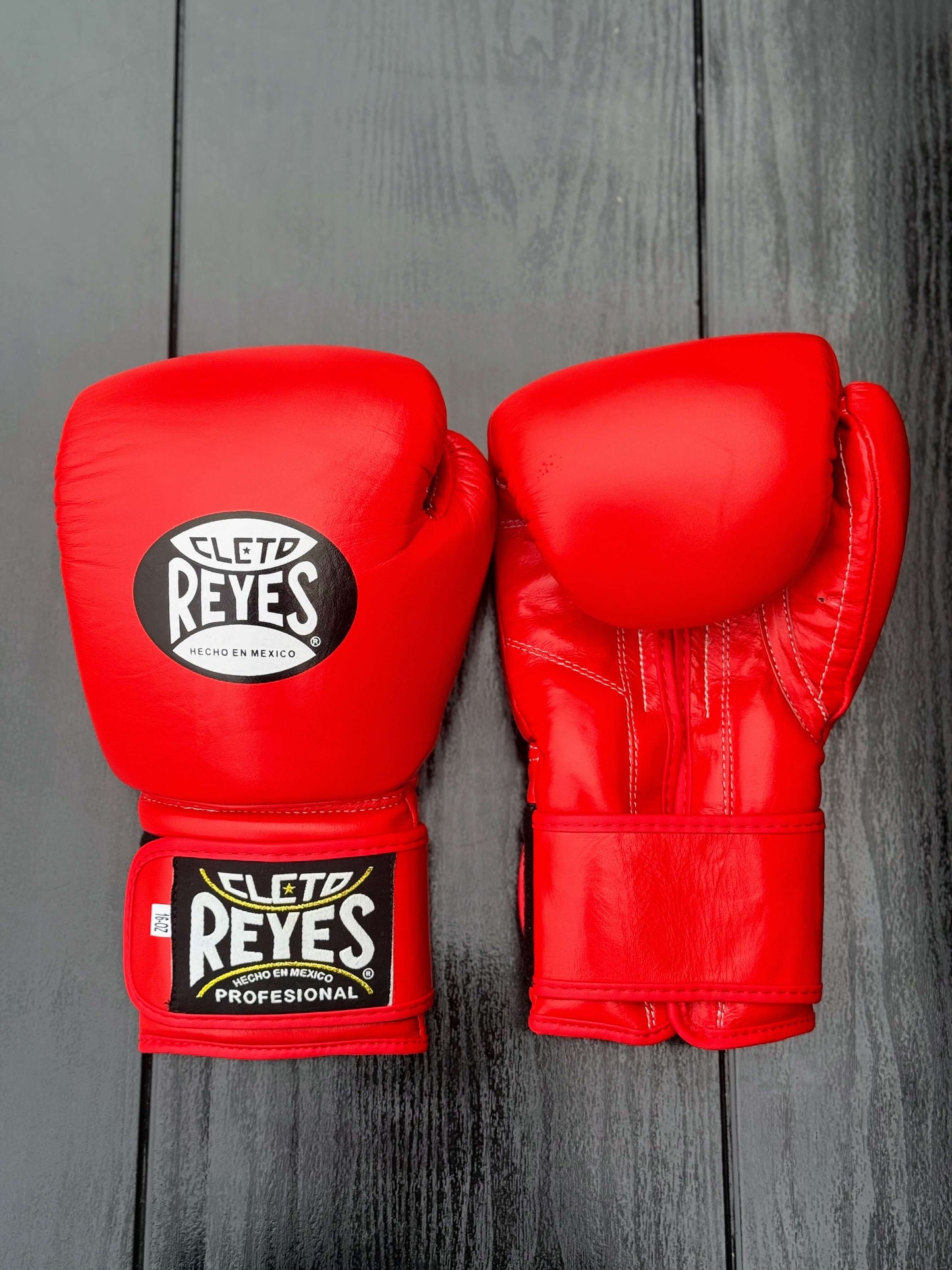 Cleto Reyes Boxing Gloves Red Leather