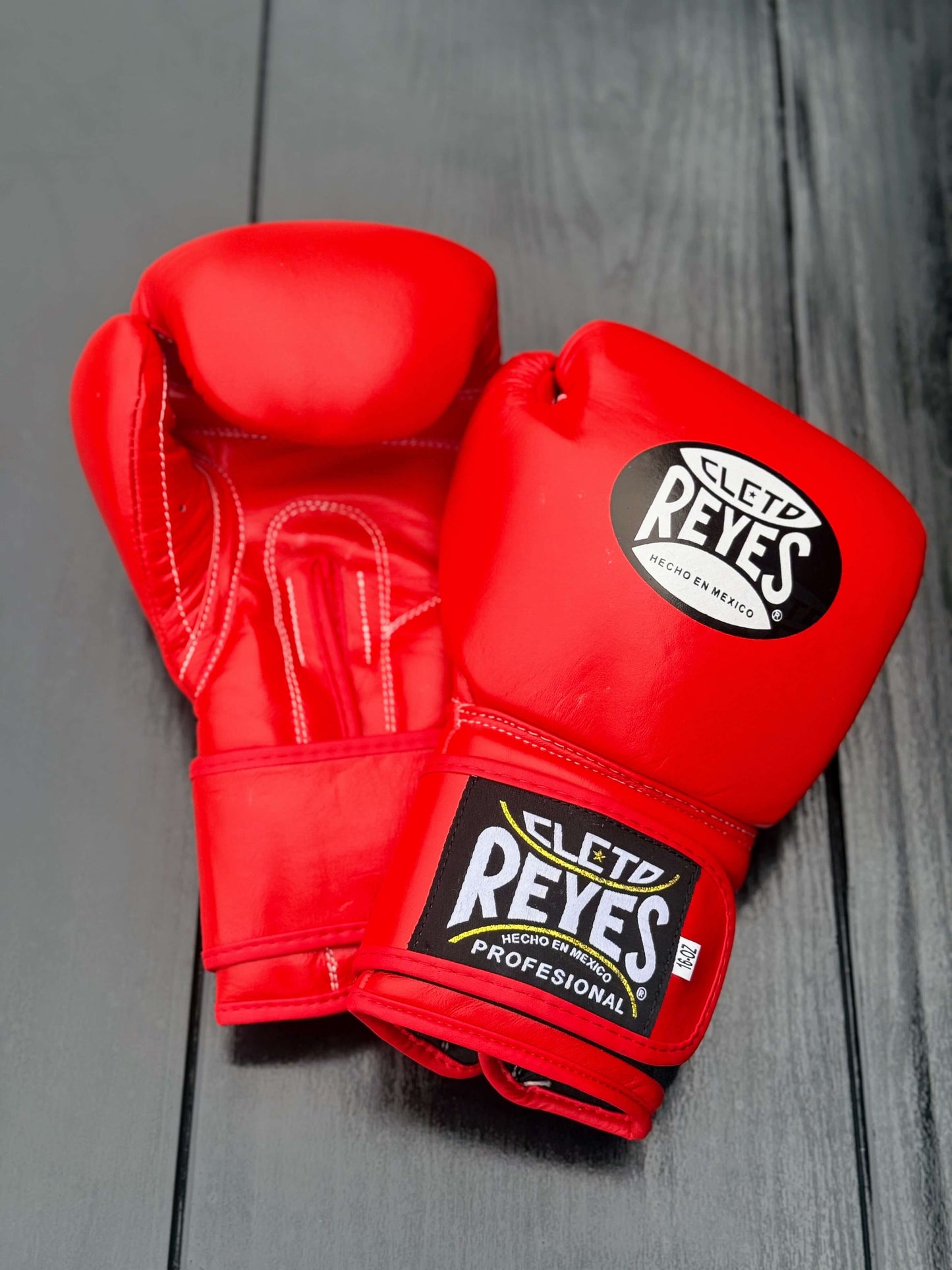 Cleto Reyes Boxing Gloves Red Leather