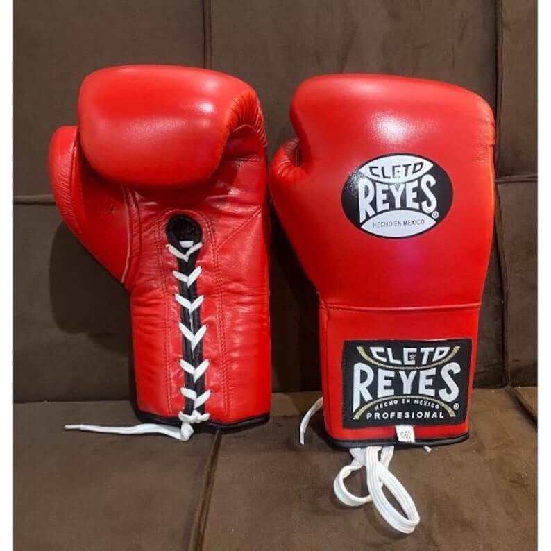 Cleto Reyes Boxing Set Red/Black Lace-Up Gloves