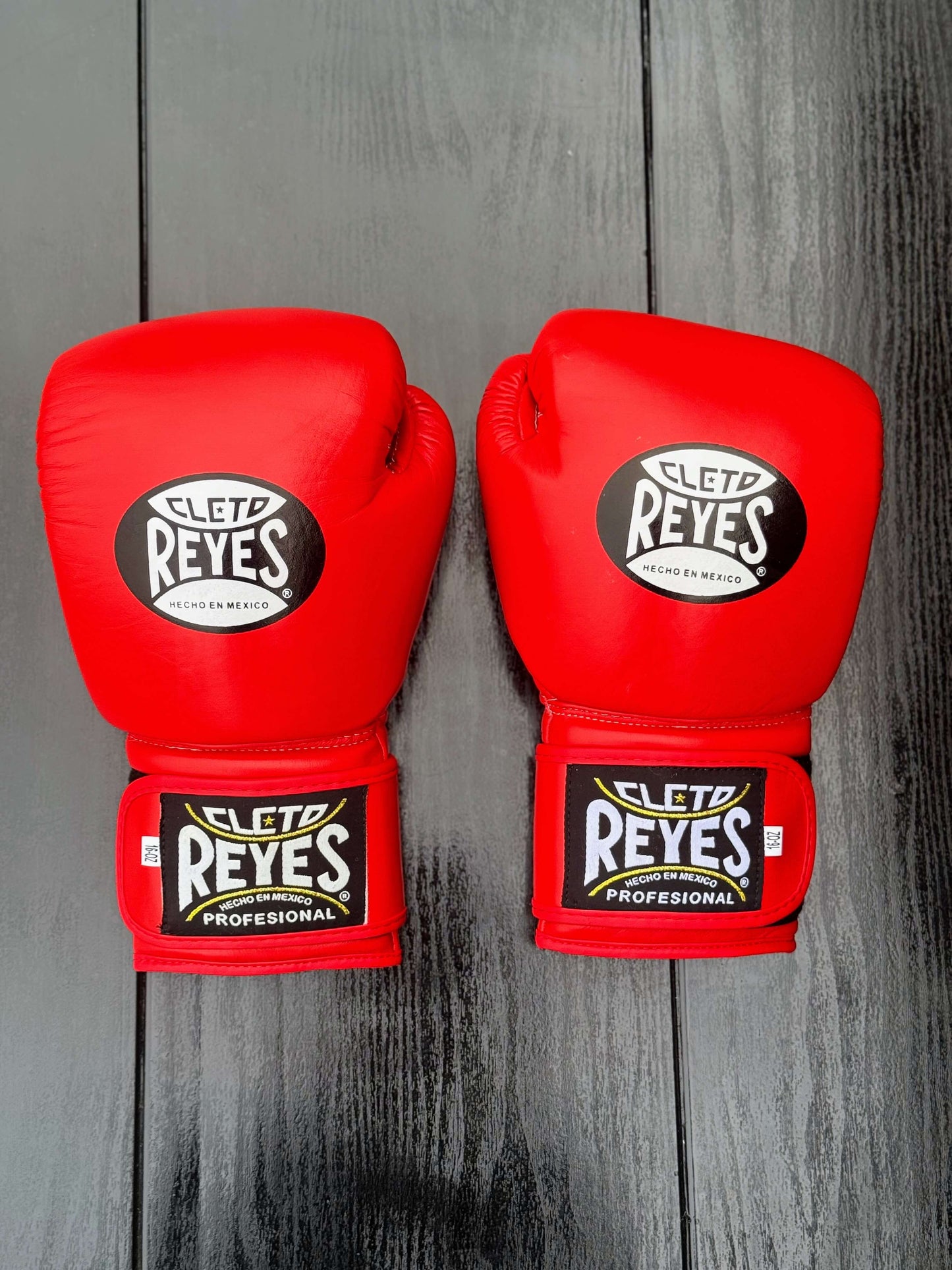 Cleto Reyes Boxing Set Red Custom
