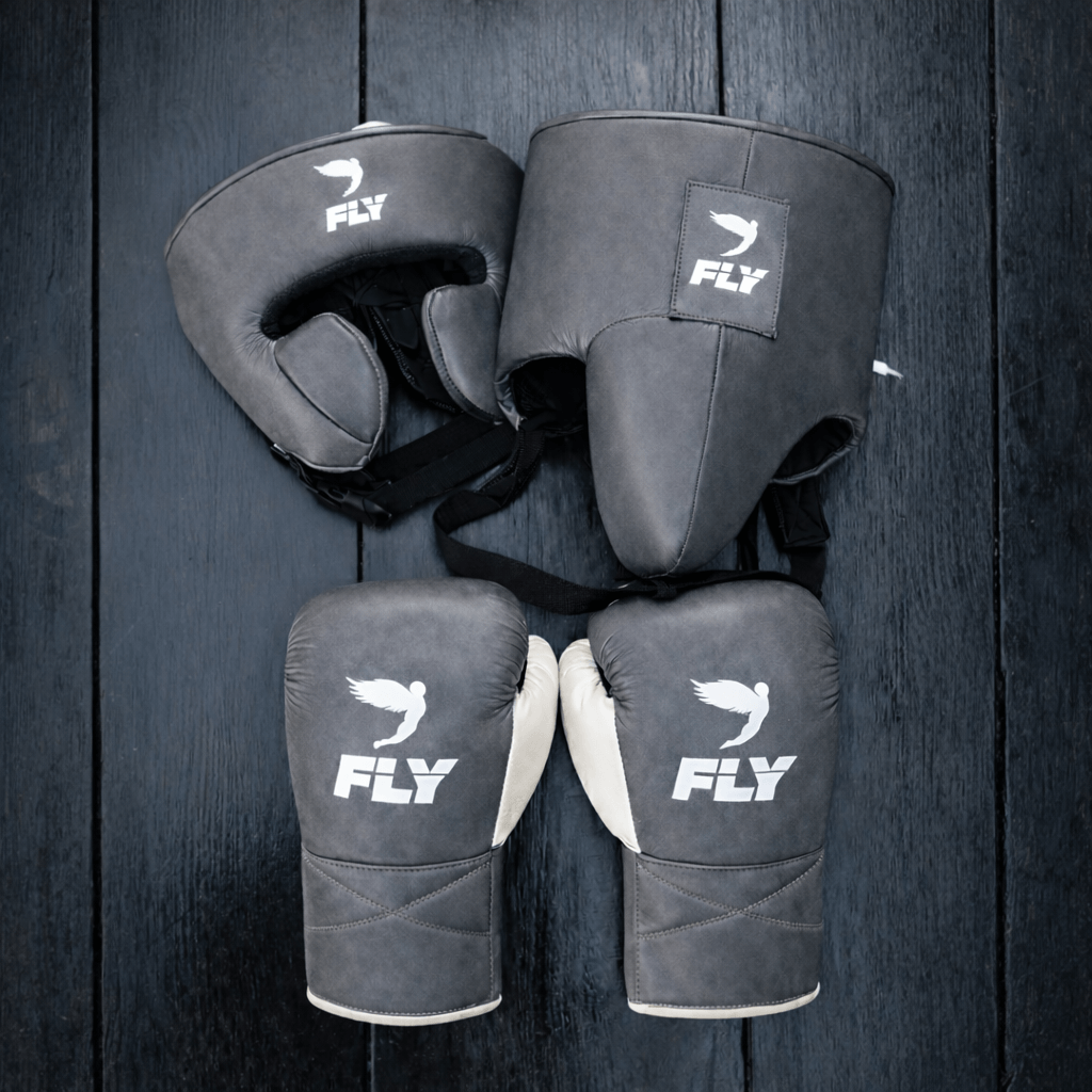 Fly Boxing Set Dark-Grey/White Leather