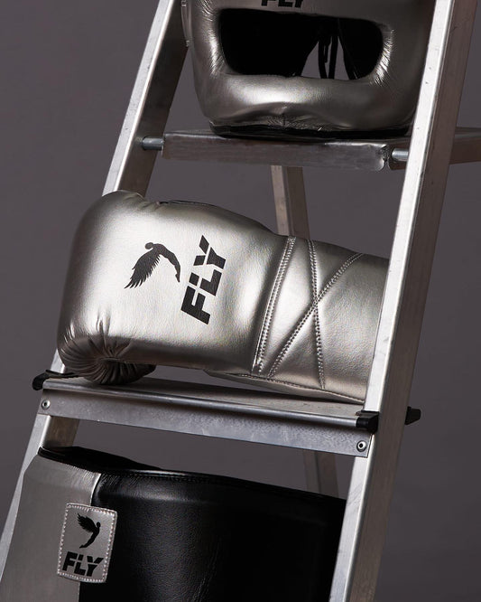 Fly Boxing Set Silver/Black Customizable
