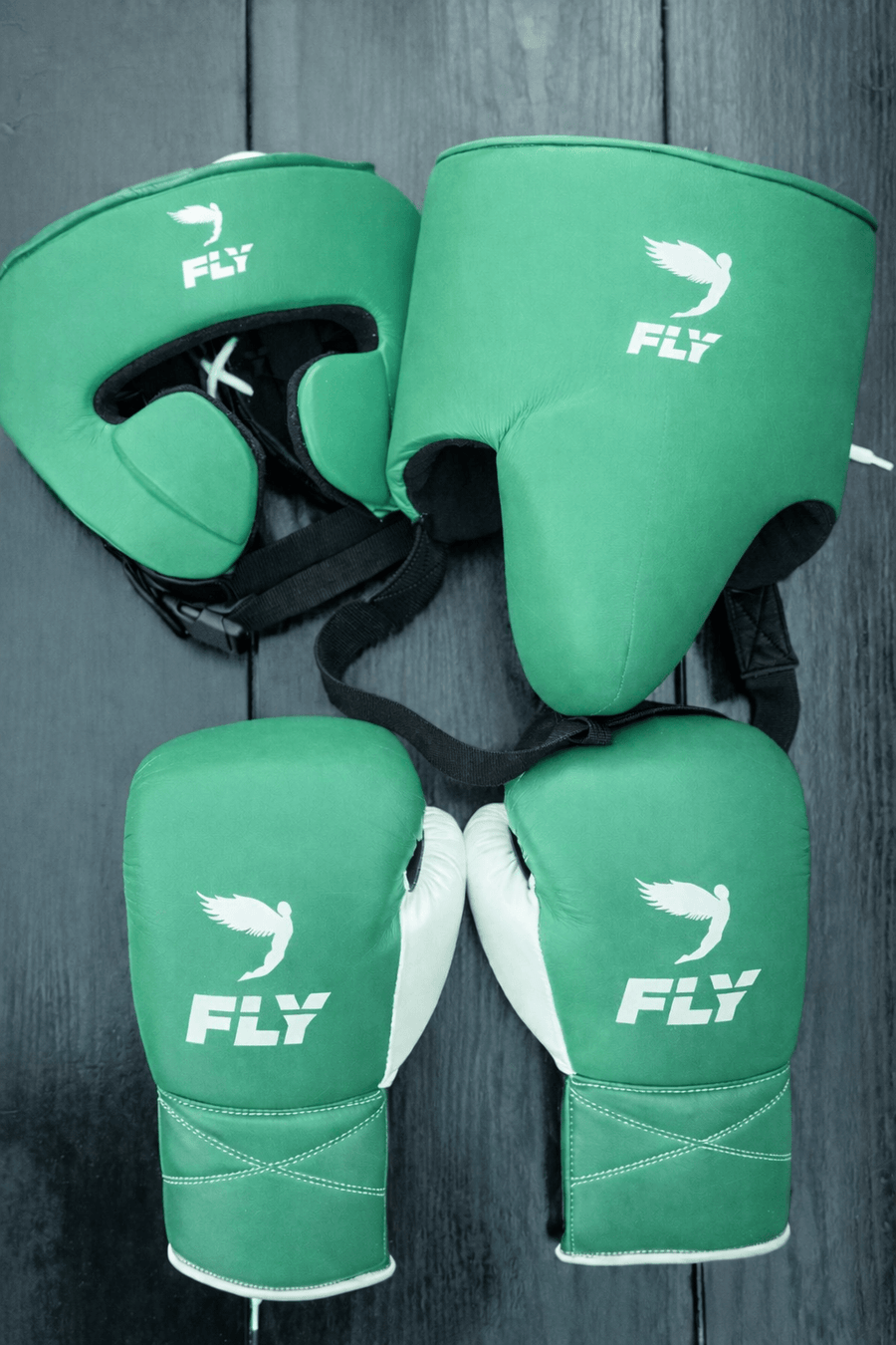 Fly Boxing Set Green/White Lace-Up Gloves
