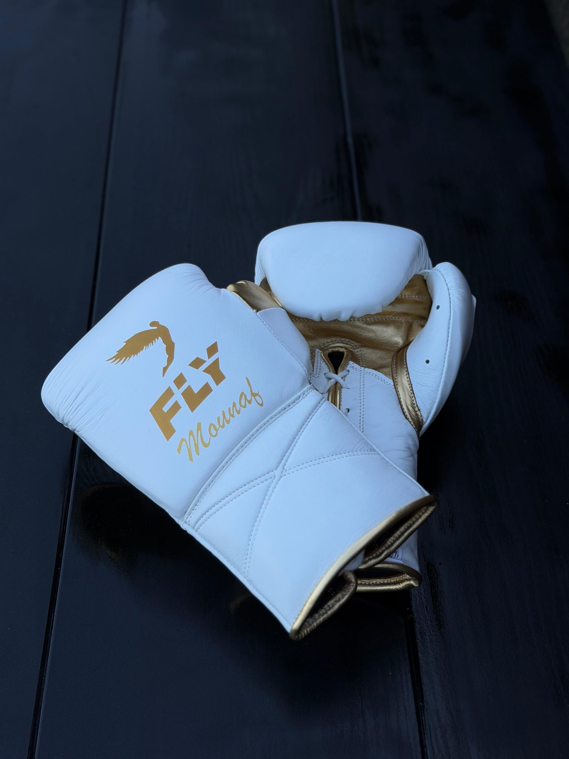 Fly Boxing Set White/Gold Customizable