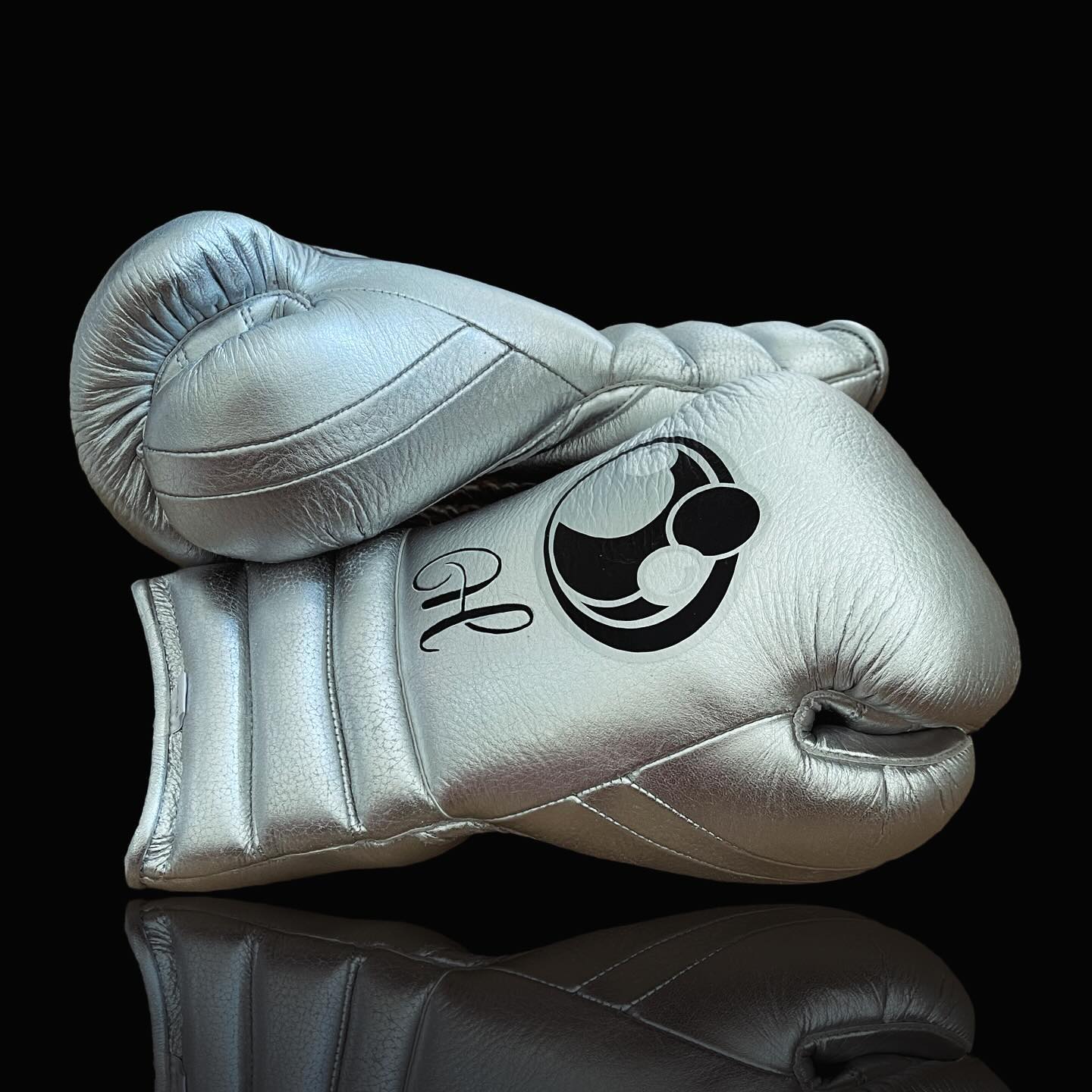 Grant Boxing Gloves in Silver colorway - Professional Lace-Up training gloves