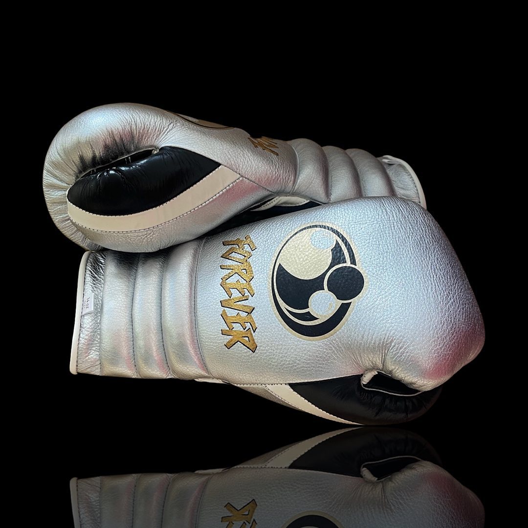 Grant Boxing Gloves in Silver/Black colorway - Professional Lace-Up training gloves