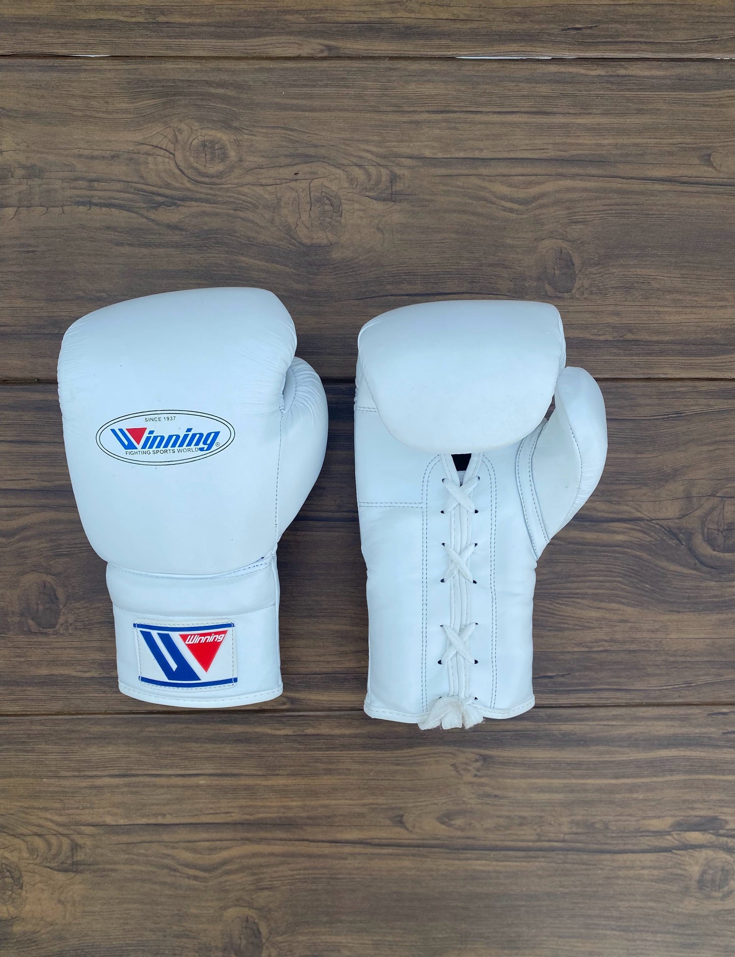 Winning Boxing Gloves Set White Sparring Set
