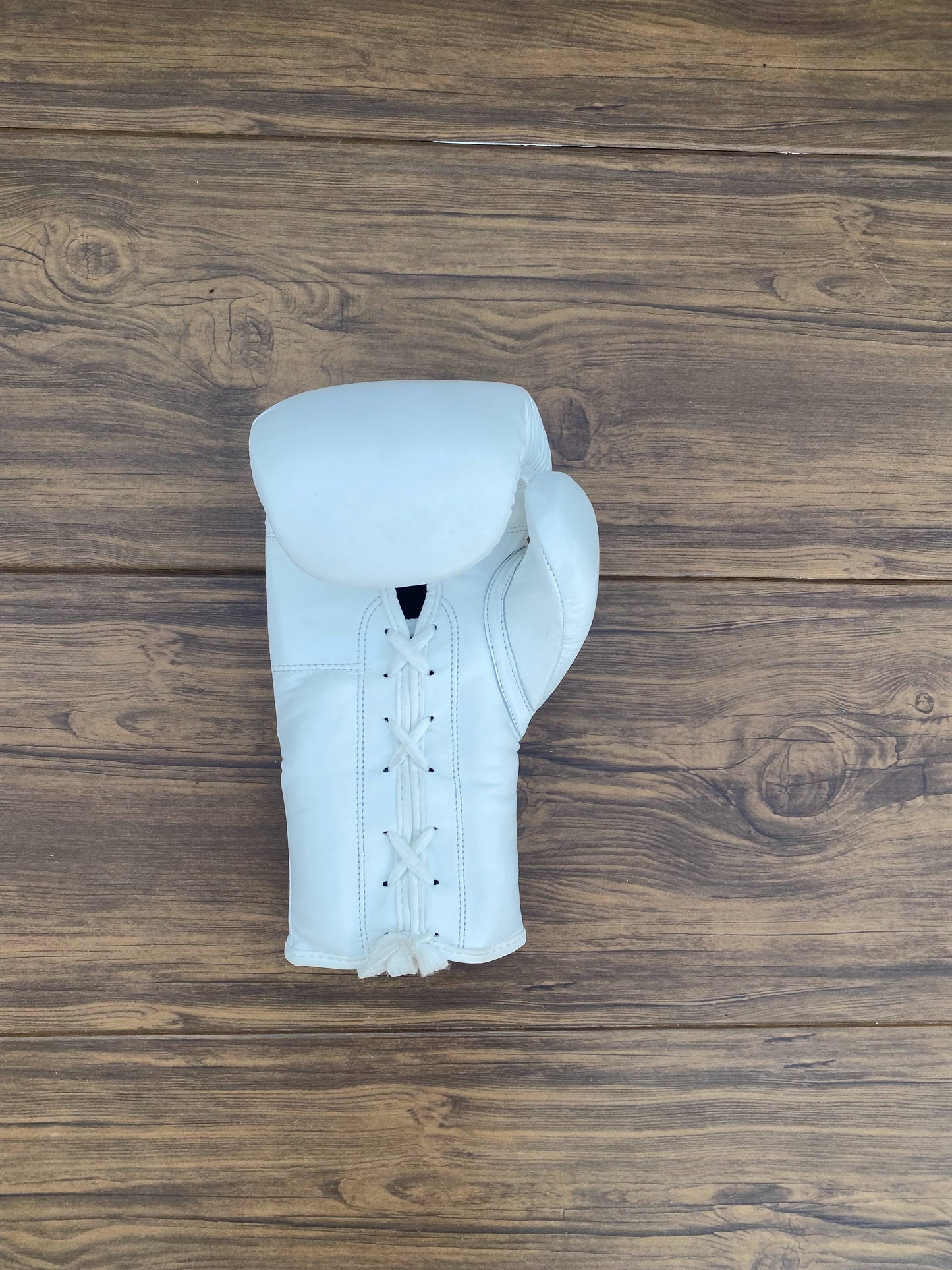 Winning Boxing Gloves Set White Sparring Set