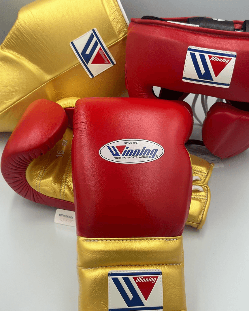 Winning Boxing Gloves Set Set Gold/Red Complete Set