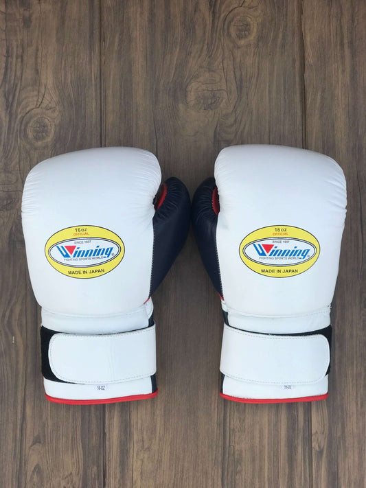 Winning Boxing Gloves White/Red/Black Heavy Bag
