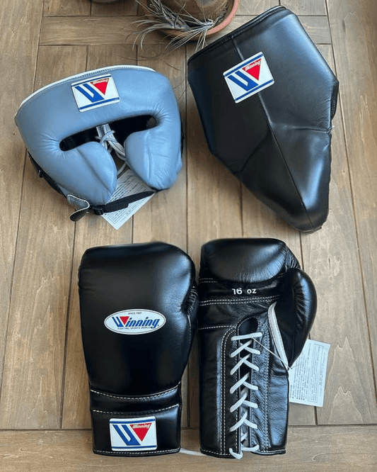 Winning Boxing Gloves Set Grey/Black Complete Set