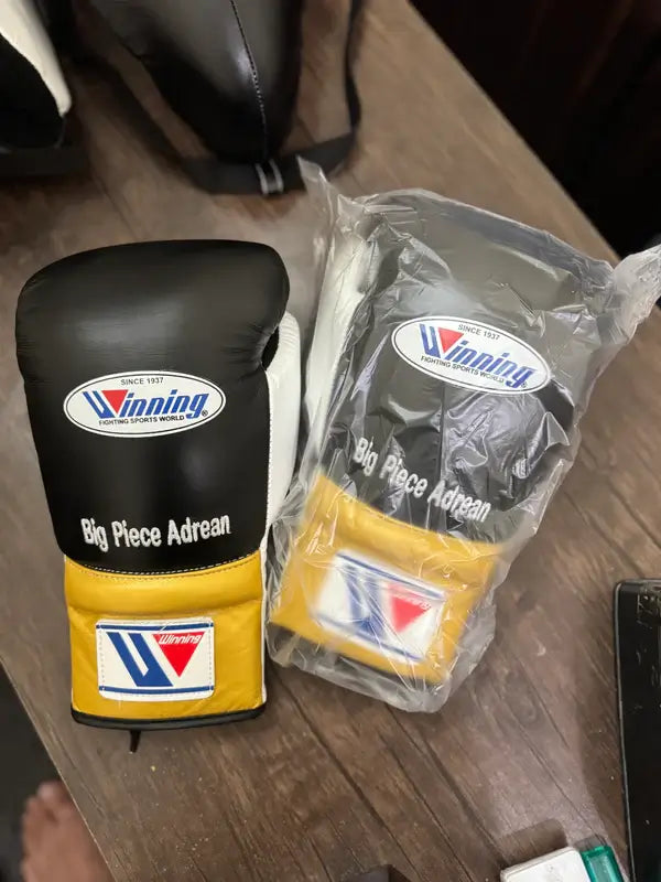 Winning Boxing Gloves Set Black/White/Gold Sparring Set