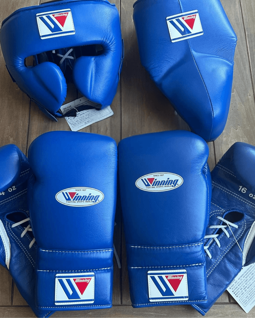 Winning Boxing Gloves Set Blue Fitness Boxing