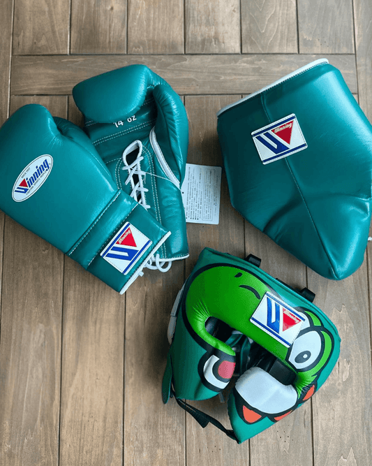 Winning Boxing Gloves Set Green Training Set