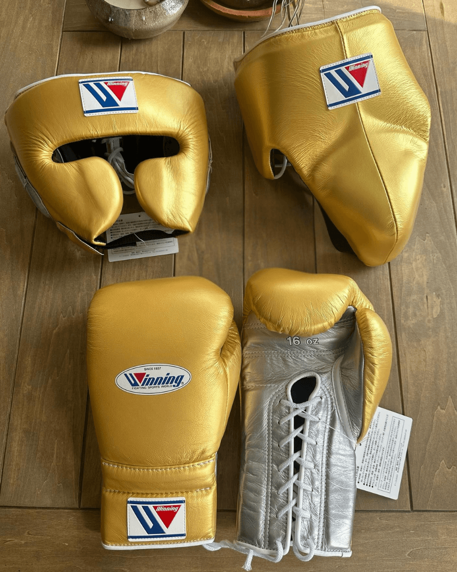 Winning Boxing Gloves Set Gold/Silver Sparring Set