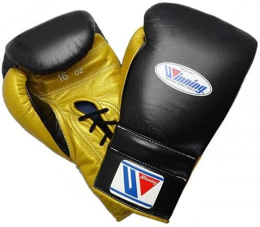 Winning Boxing Gloves Black/Gold Lace-Up 16oz