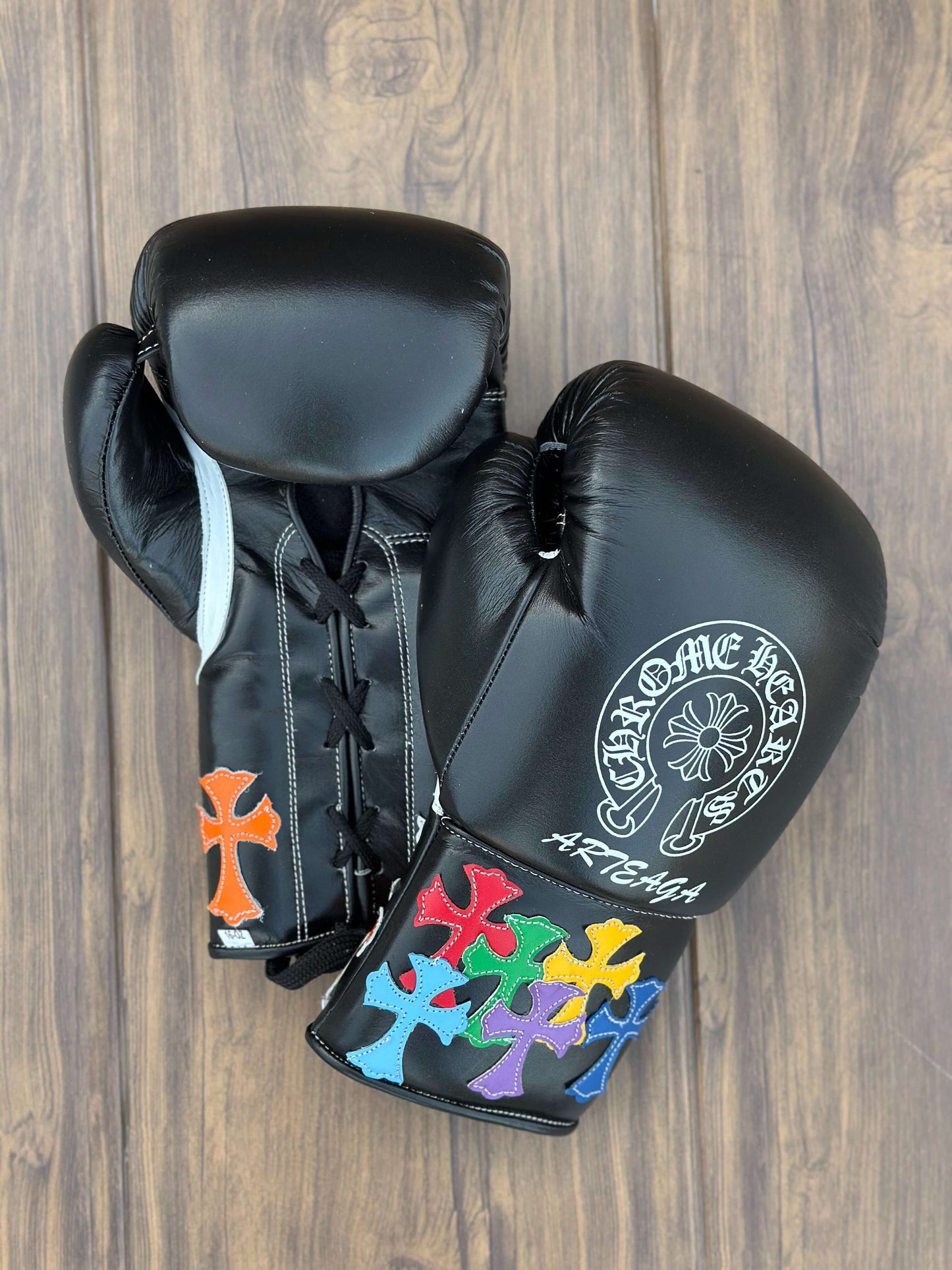 Winning Boxing Gloves Black Heavy Bag