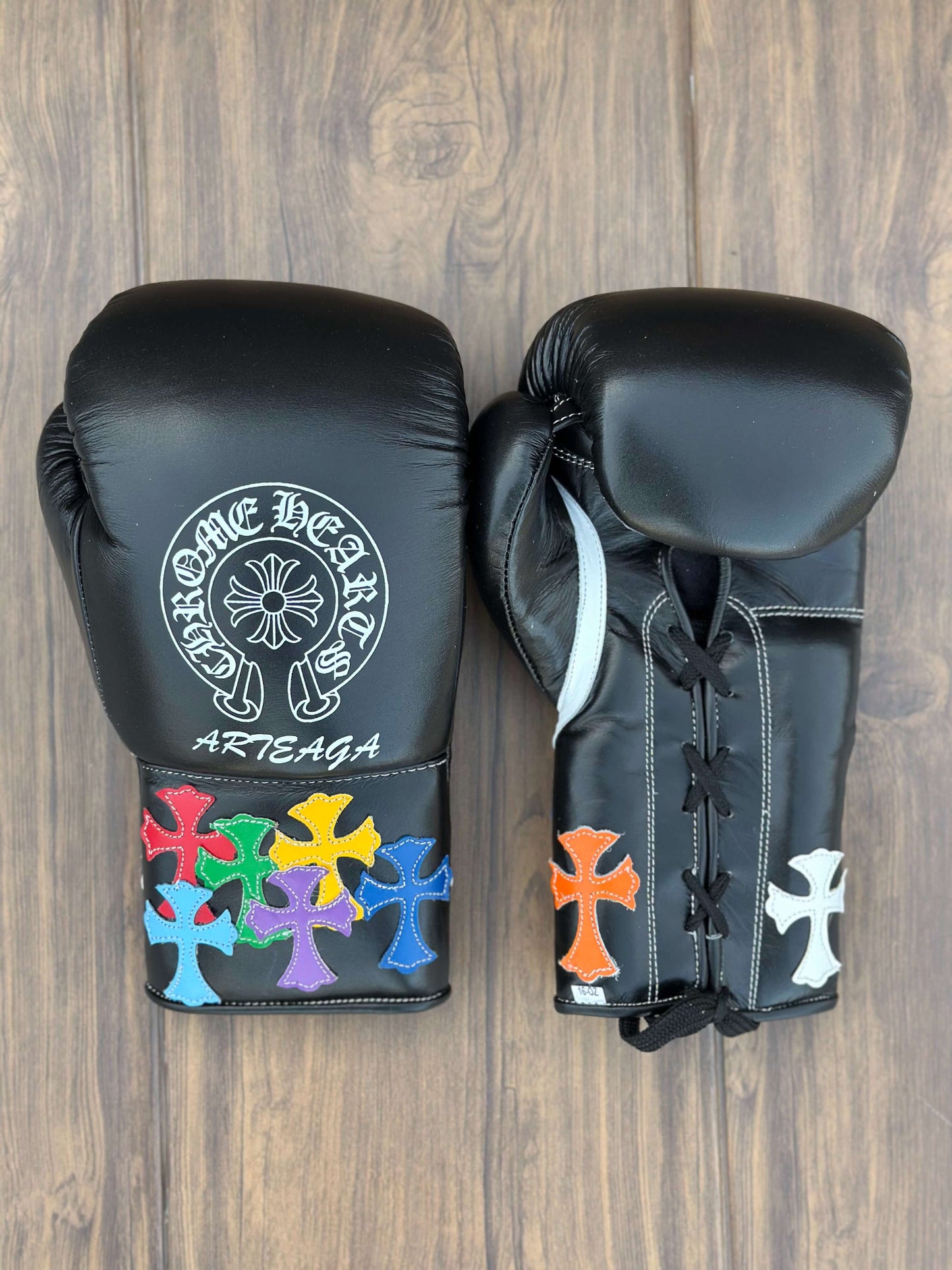 Winning Boxing Gloves Black Heavy Bag