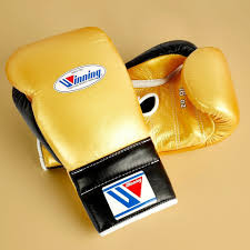 Winning Boxing Gloves Gold/Black Sparring