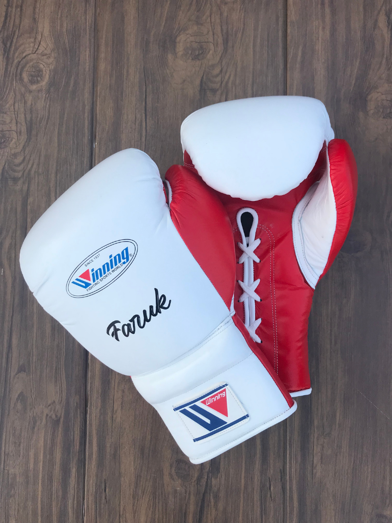 Winning Boxing Gloves White/Red Fight Gear