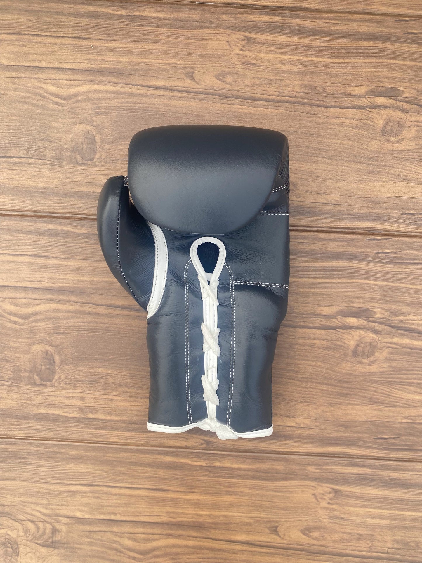 Winning Boxing Gloves Set Dark-Grey Complete Set